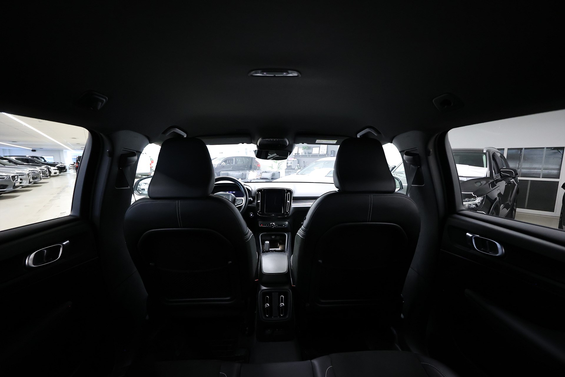 Volvo XC40 D3 150hk R-Design Värmare B-kamera Drag Navi