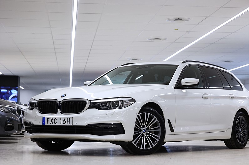 BMW 530i Touring 252hk Sport Line Shadow Hifi B-kamera Drag