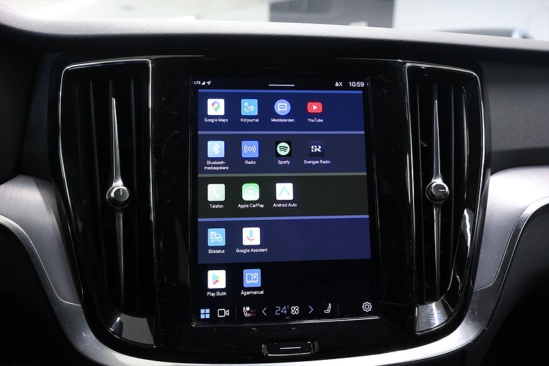 Volvo V60 Recharge T6 AWD 350hk Navi Värmare Drag Keyless