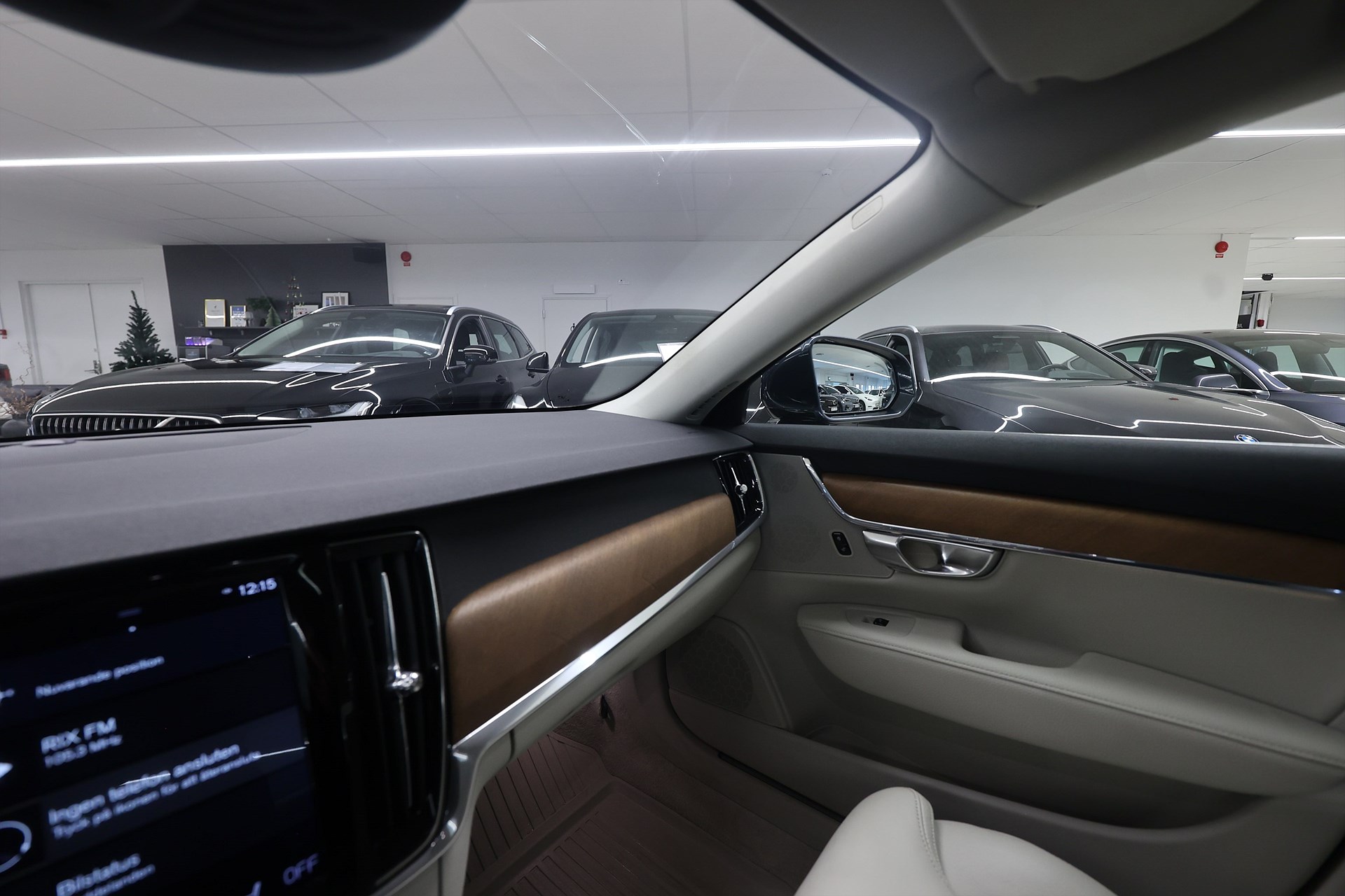 Volvo S90 T8 TwEn AWD 407hk Inscription Pano Drag