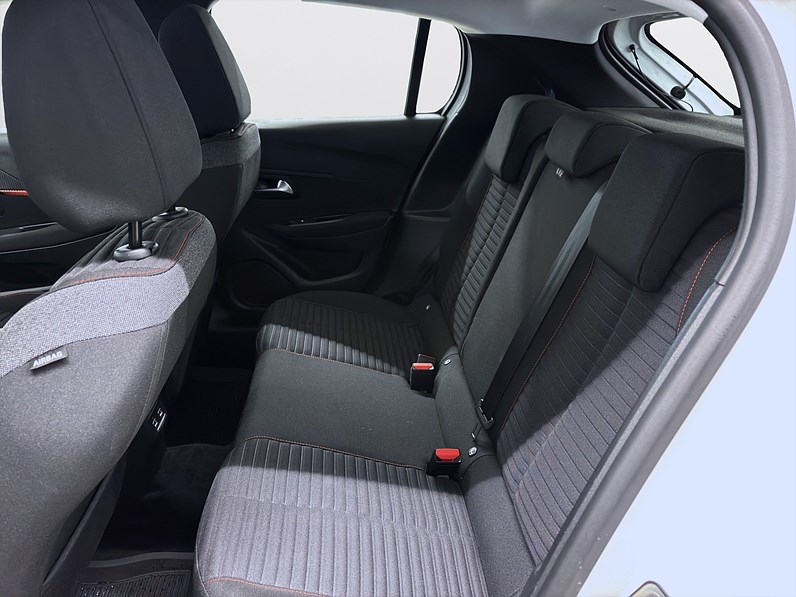 136hk B-Kamera CarPlay MOMS