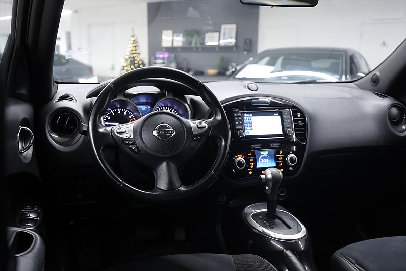 Nissan Juke 1.6 112hk *Hjulkampanj!* N-Connecta B-kamera