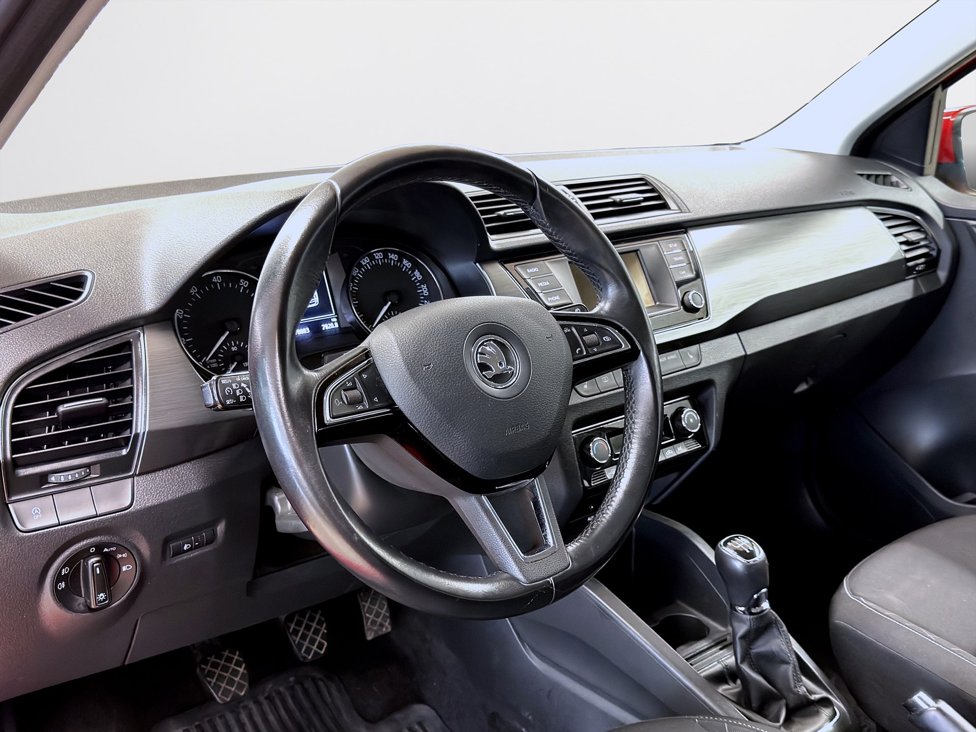 Skoda Fabia Kombi 90hk Style Keyless PDC Årsskatt 360kr