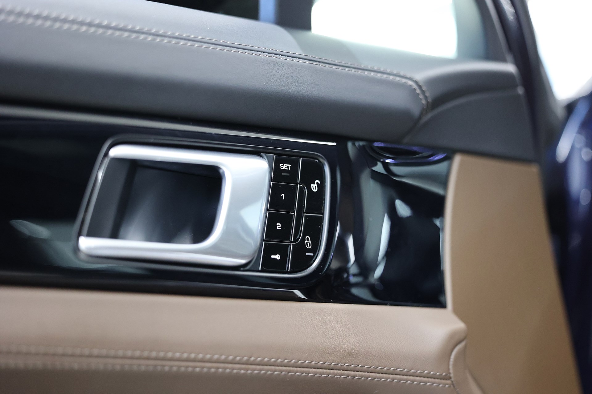 Porsche Panamera 4 E-Hybrid Sport Turismo SportDesign Pkt Pano 360-Kam