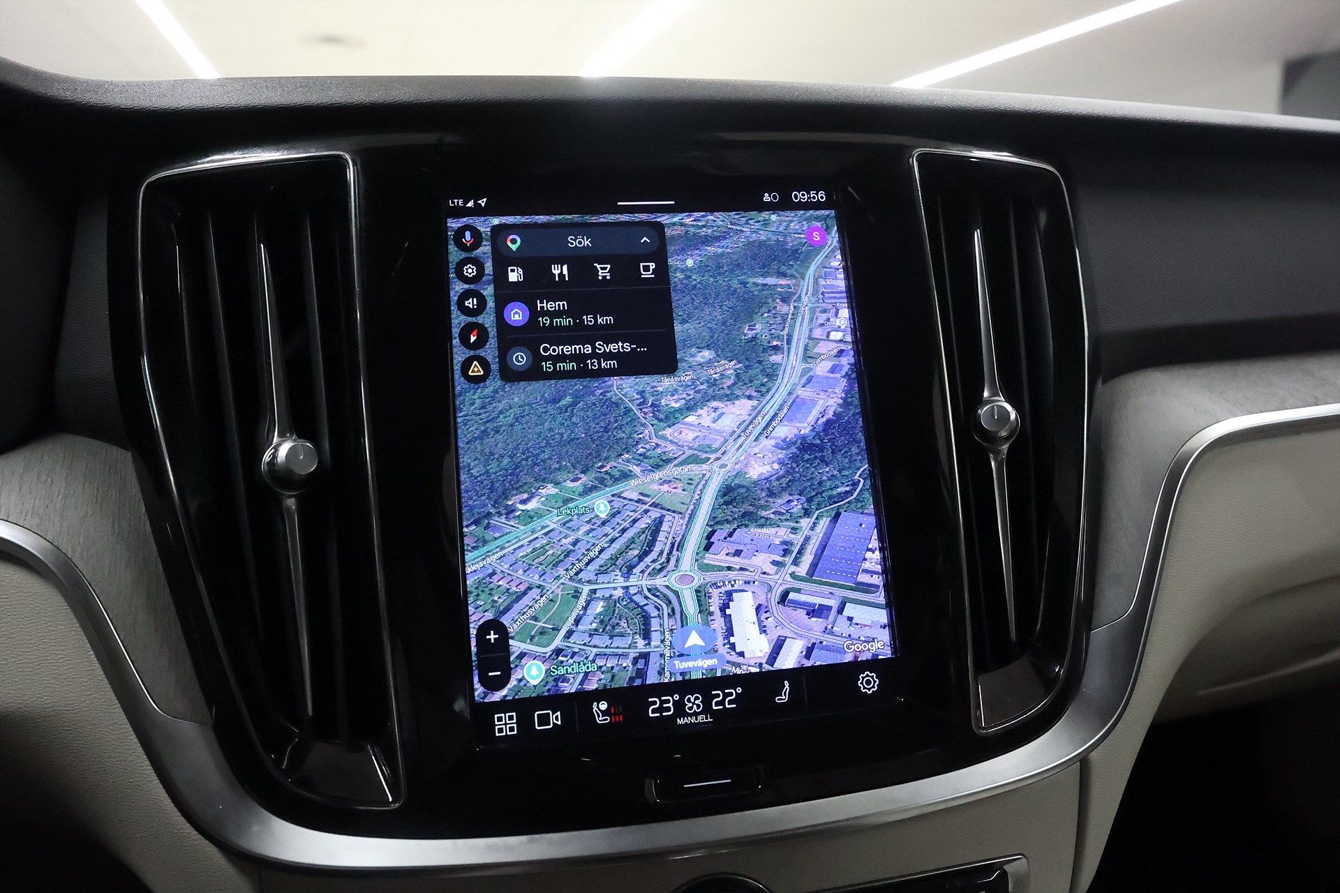 Volvo V60 Cross Country B4 197hk Plus Läder B-Kamera Navi Drag