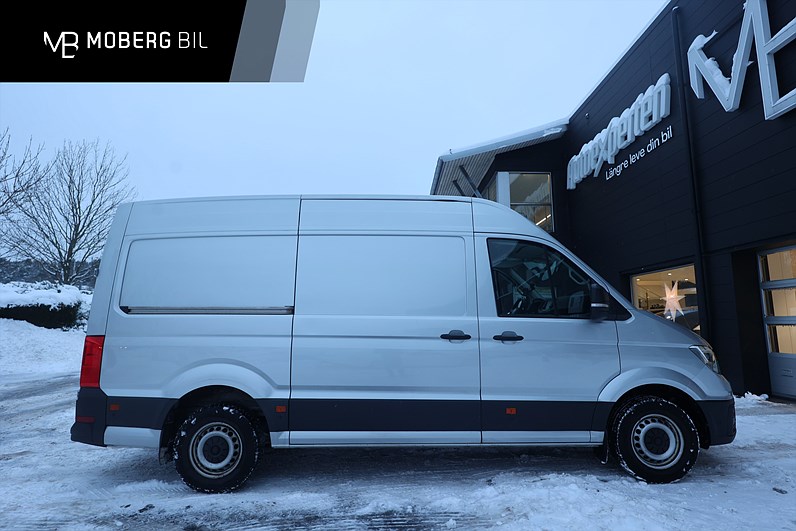 Volkswagen Crafter 35 2.0 TDI 177hk L2H2 B-kamera Värmare