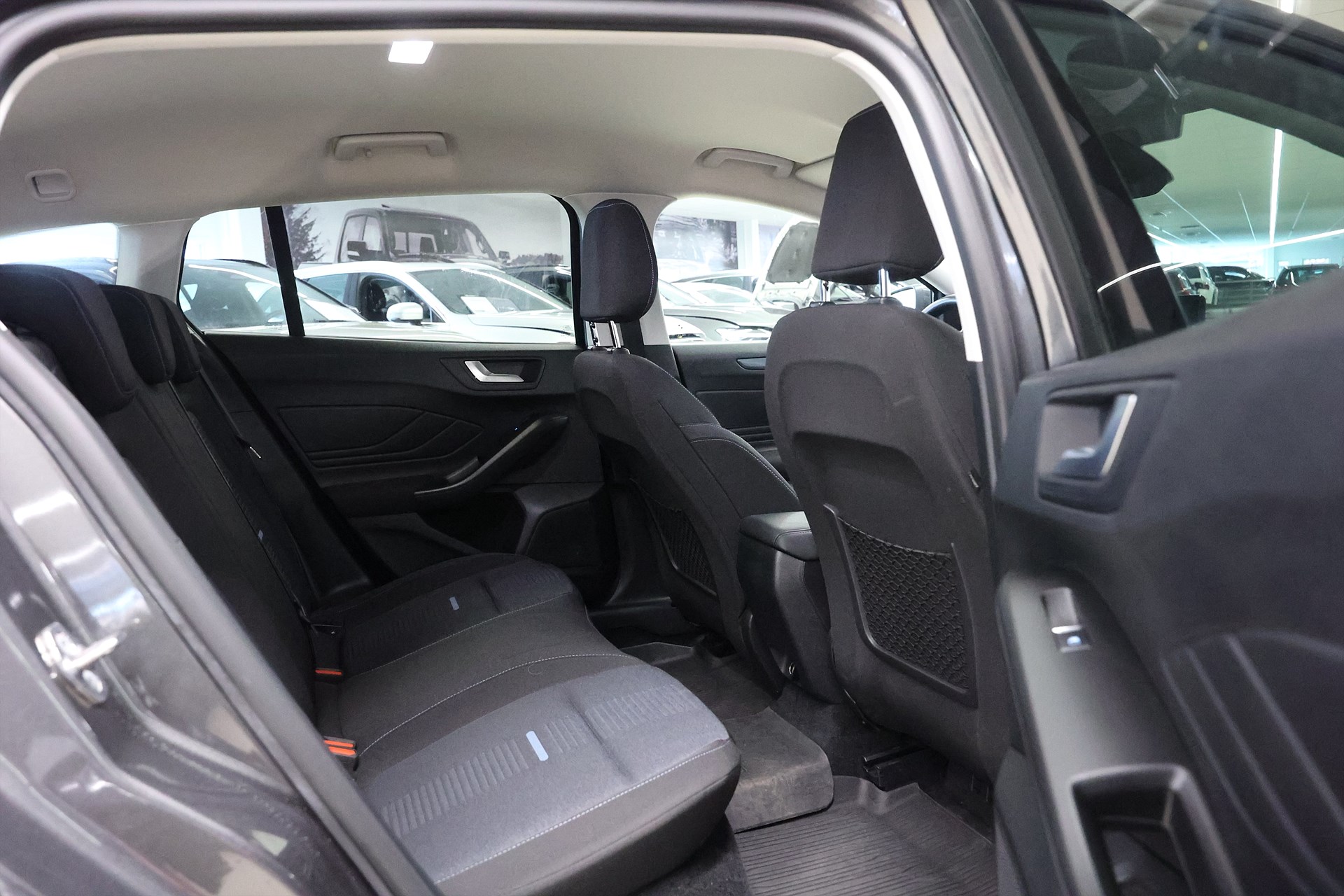 Ford Focus Active 1.0 Hybrid 125hk Active + B-kamera Navi