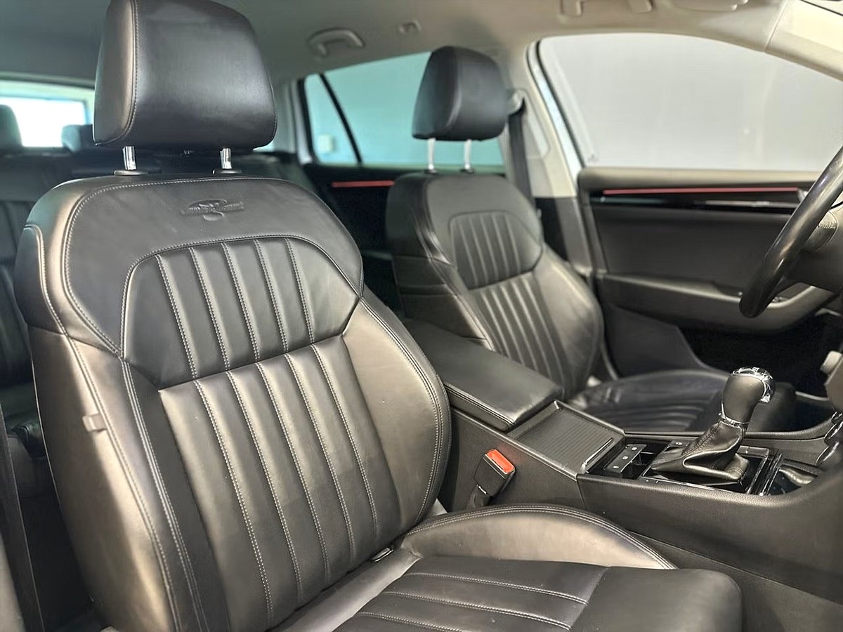 Skoda Superb – bild 14