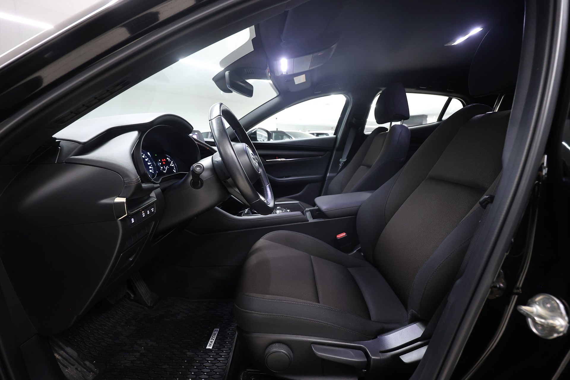 Mazda 3 Hatchback 2.0 M Hybrid 150hk *Hjulkampanj!* B-kamera Navi