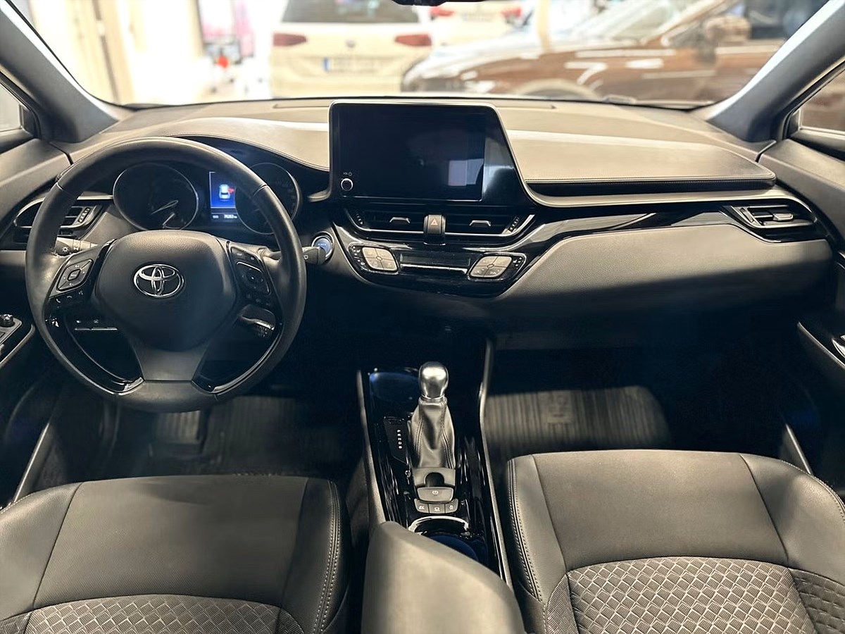 Toyota C-HR – bild 9