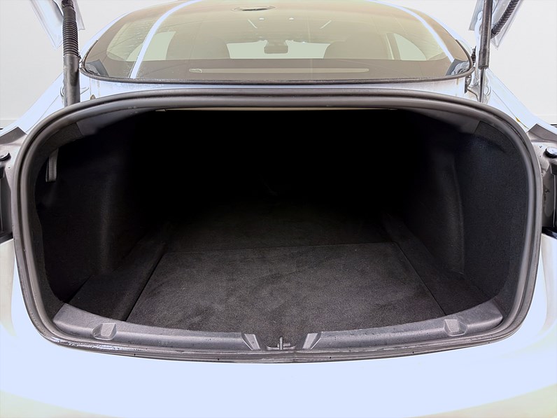 Tesla Model 3 Standard Range 283hk Pano Navi B-Kamera