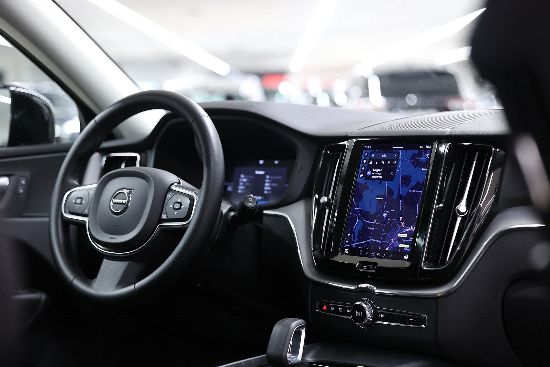 Volvo XC60 Recharge T6 AWD 350hk *Hjulkampanj!* Core Drag