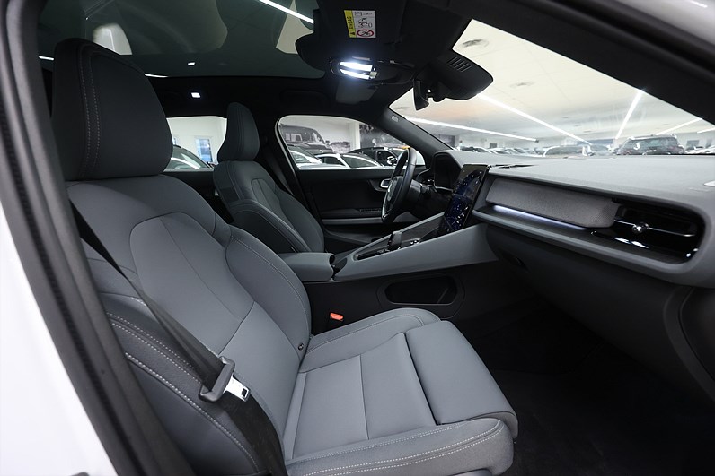 Polestar 2 Long Range Dual Motor 408hk *Hjulkampanj!* Plus H/K Värmare Pano MOMS