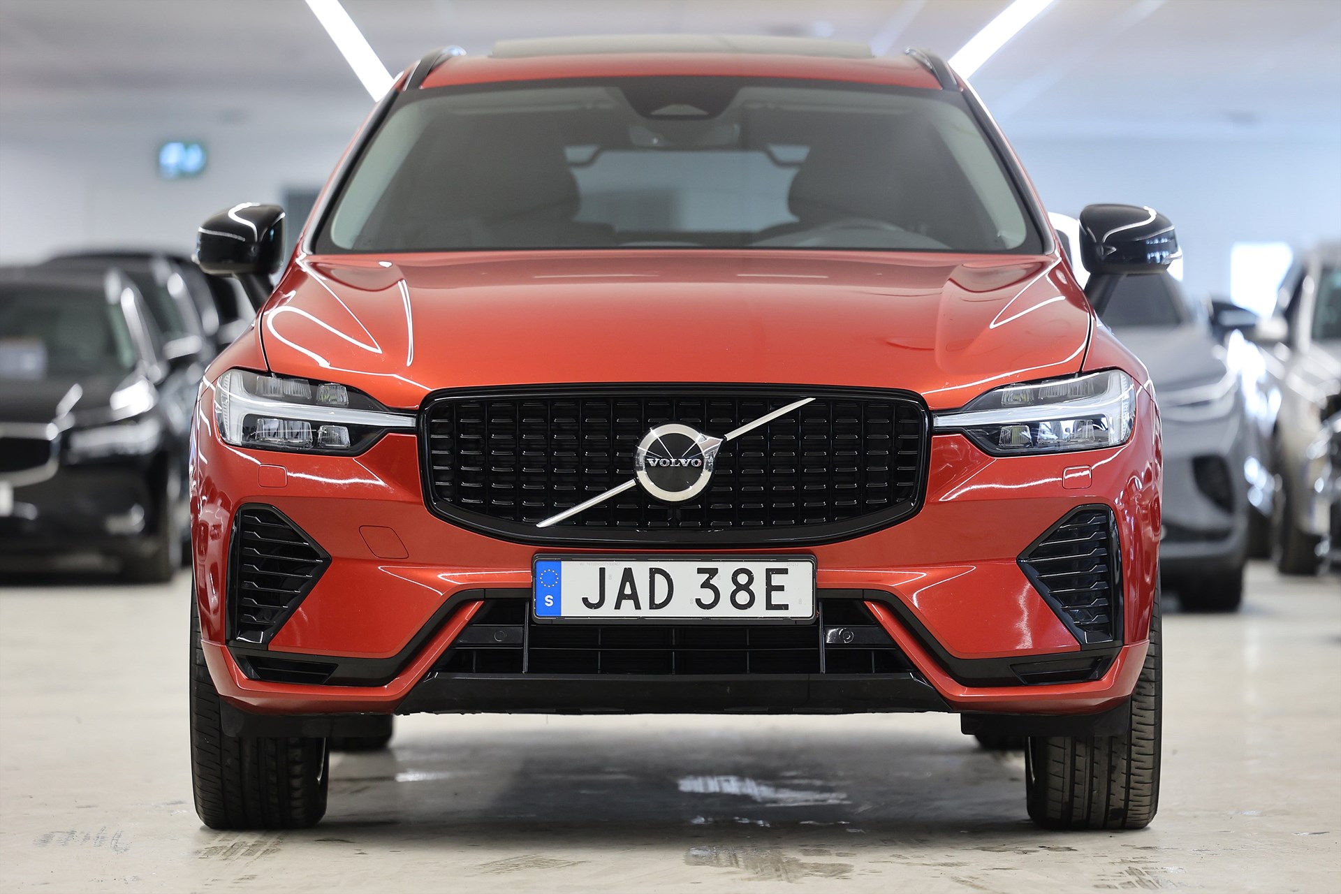 Volvo XC60 Recharge T6 AWD 350hk *Kampanj!* Plus Dark Pano Keyless Läder