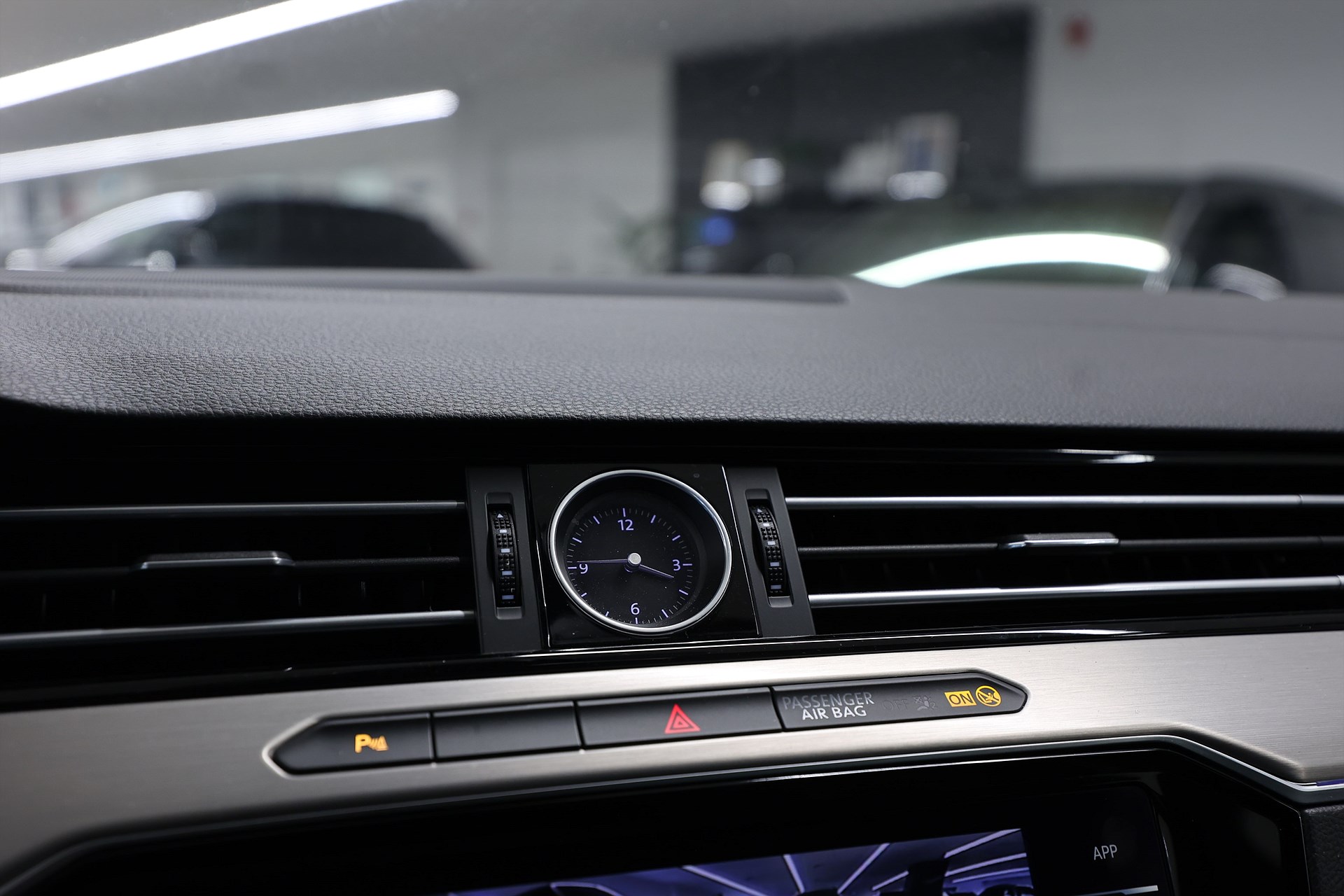 Volkswagen Passat Alltrack 2.0 TDI 240hk 4M B-Kamera Keyless Drag