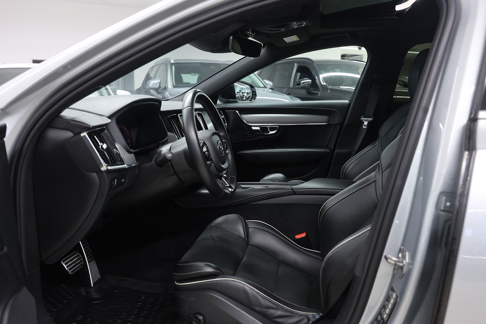 Volvo S90 D5 AWD 235hk *Kampanj!* R-Design HUD H/K Pano 360