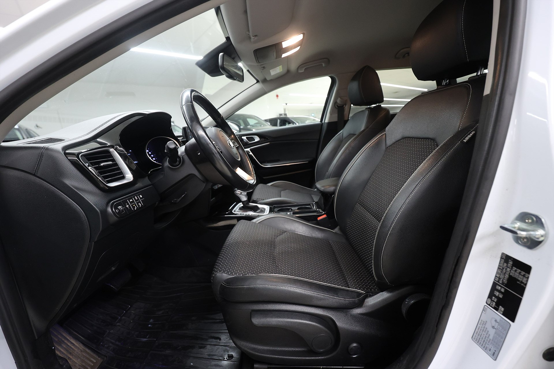 Kia Ceed 1.6 Plug-in SW *Hjulkampanj!* Advance Plus Drag MOMS