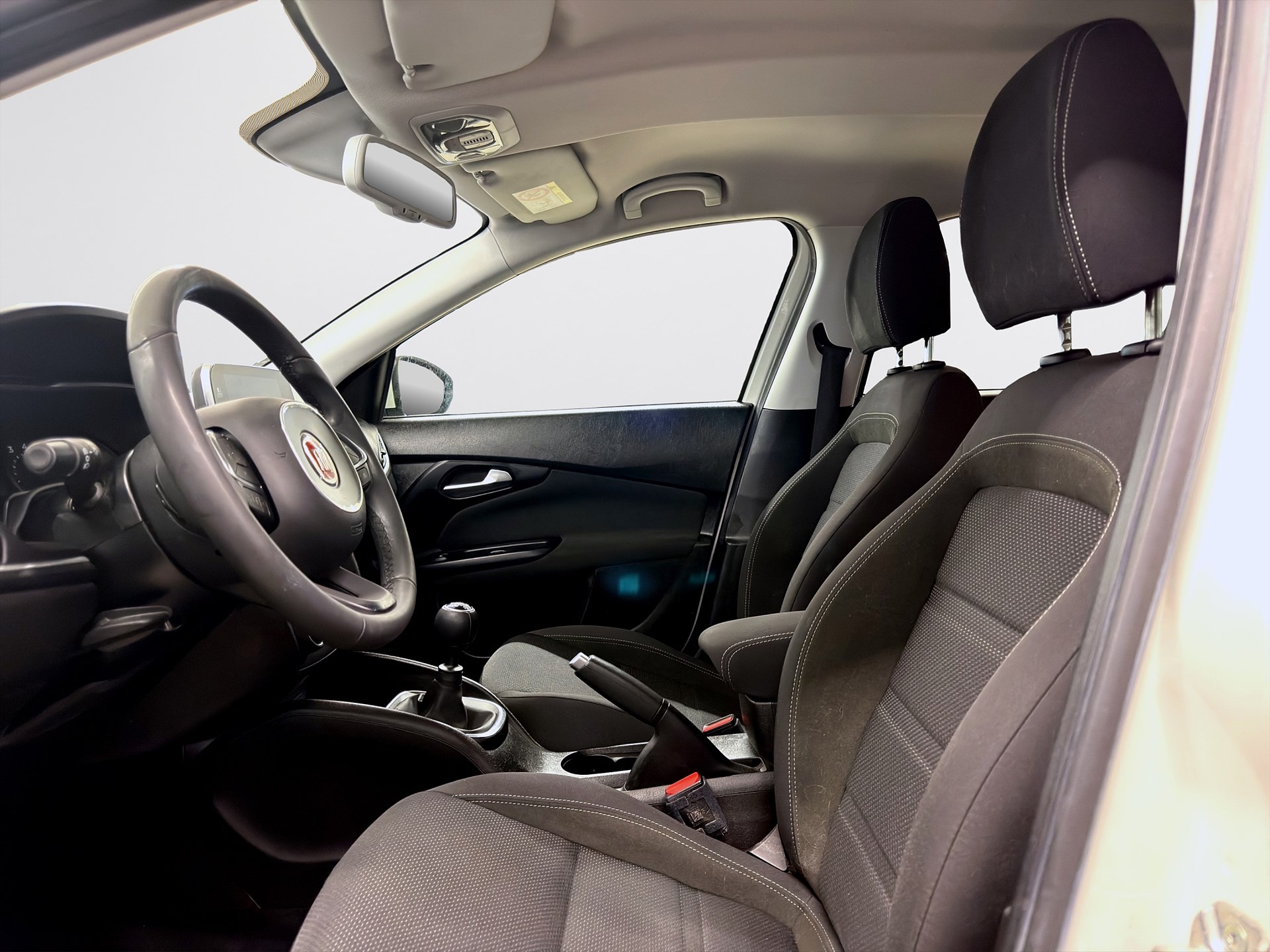 Fiat Tipo 1.4 120hk Helg på Moberg! B-Kamera PDC CarPlay