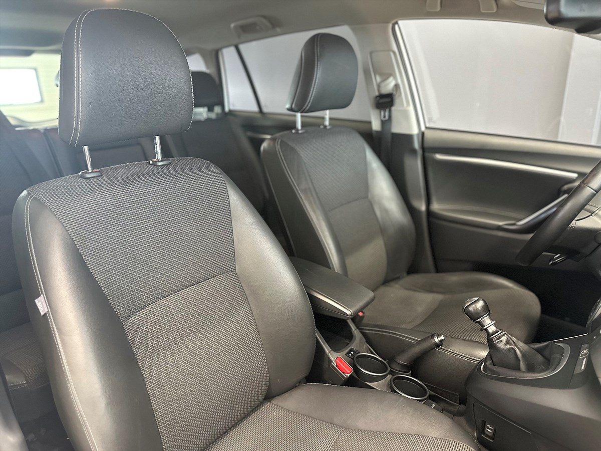Toyota Verso – bild 13