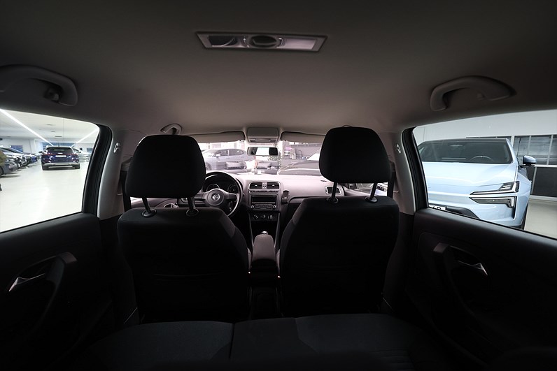 Volkswagen Polo 1.2 TSI 90hk *Hjulkampanj!* Masters R Line PDC Farth