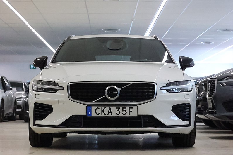 Volvo V60 Recharge T6 AWD 340hk R-Design B-kamera Värmare