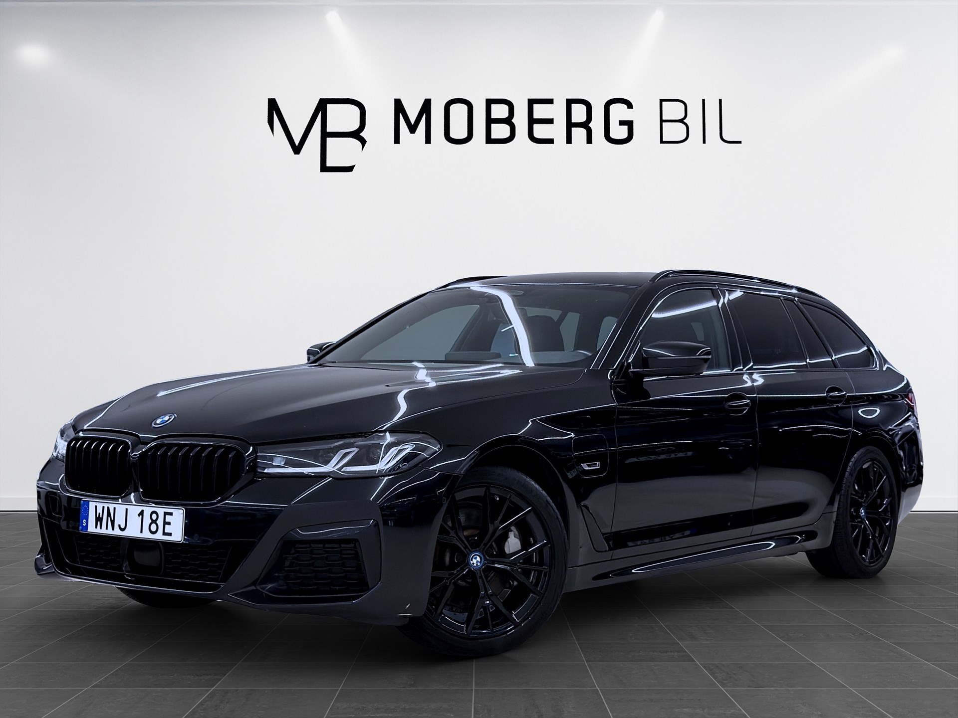 BMW 530e xDrive Touring 292hk M Sport Läder Drag B-Kamera