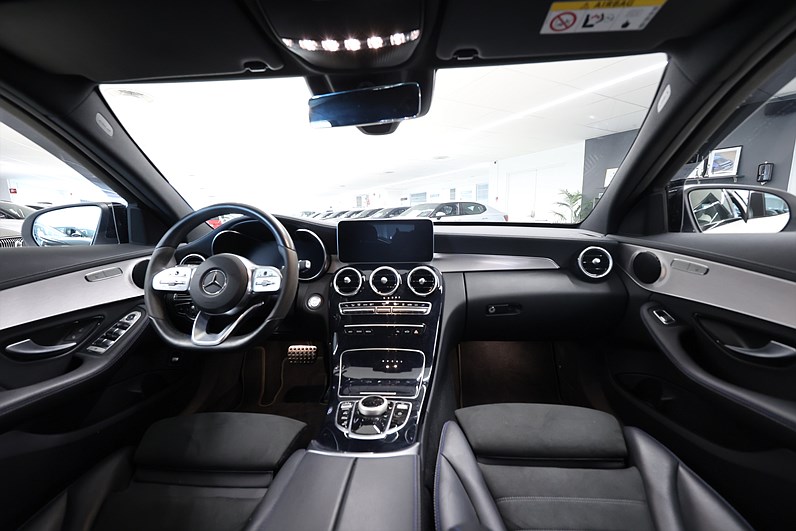 Mercedes-Benz C 300 de AMG Line Night edt B-kamera Drag