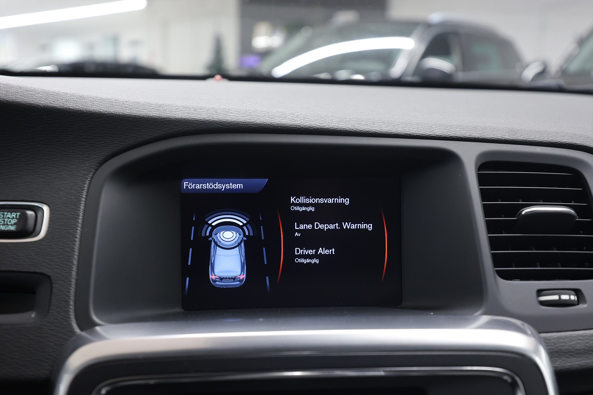 Volvo S60 T5 240hk R-Design Pano B-kamera Värmare