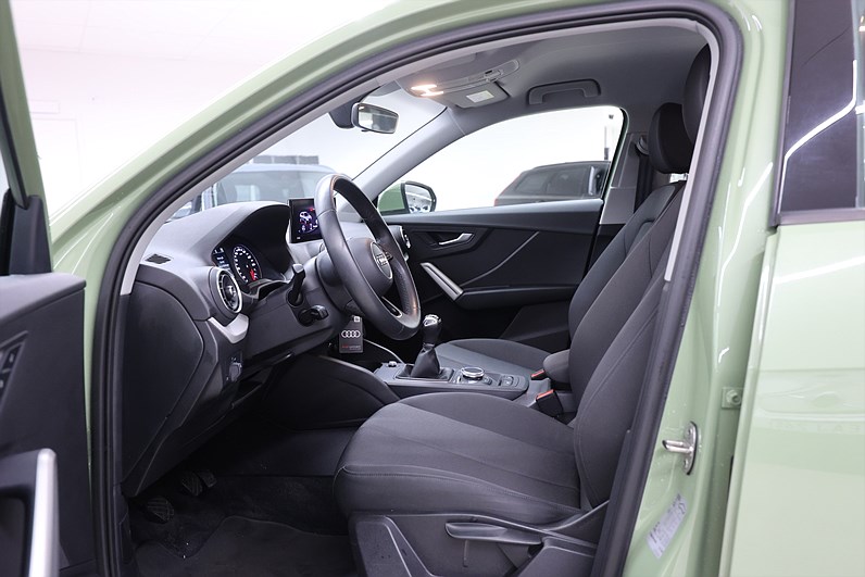 Audi Q2 30 TFSI 110hk *Hjulkampanj!* Proline PDC LED Farth MOMS