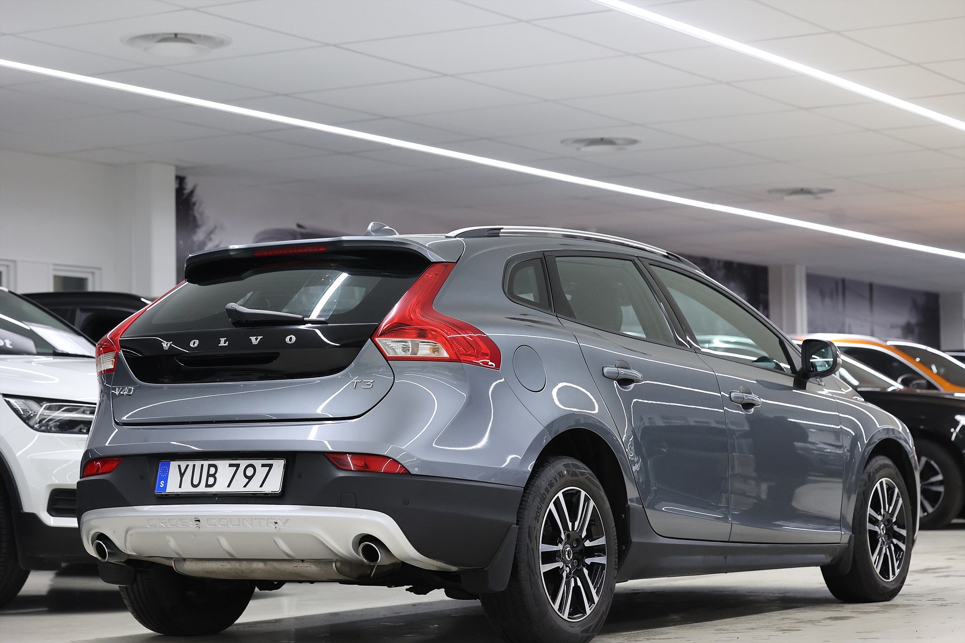 Volvo V40 Cross Country T3 152hk *Hjulkampanj!* Pro Edt Läder