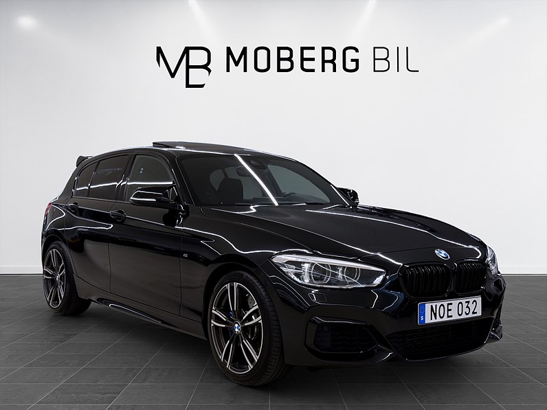 BMW M135i xDrive 5-dörrars 326hk M sport H/K Navi B-Kamera PDC