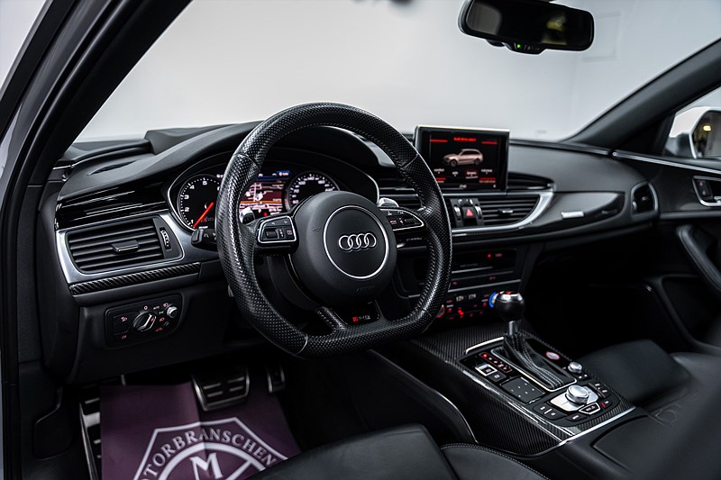 Audi RS6 2017 - miniatyr 16