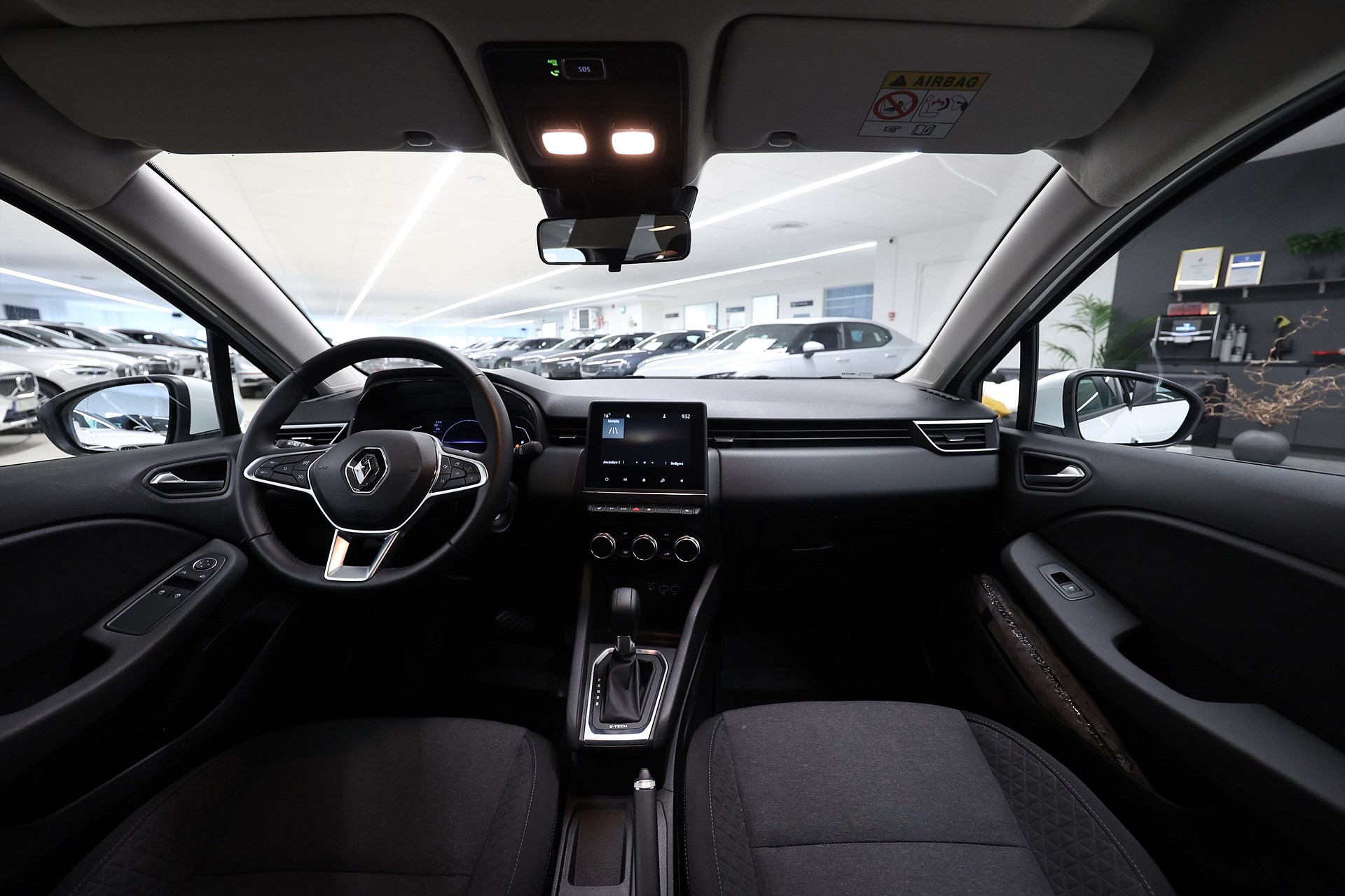Renault Clio E-TECH MultiMode 140hk Zen PDC Carplay MOMS