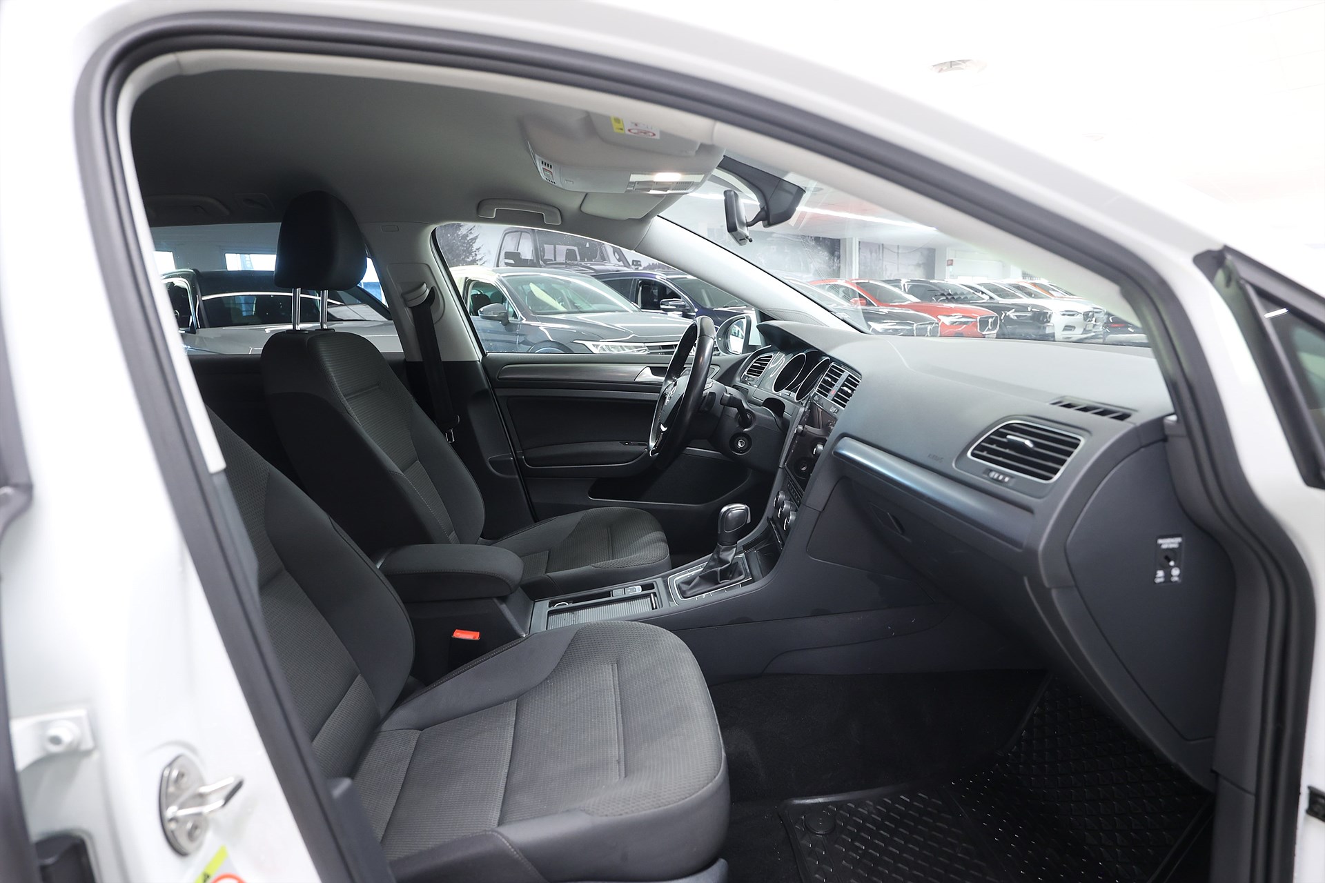 Volkswagen Golf SC 1.5 TSI 150hk GT B-kamera