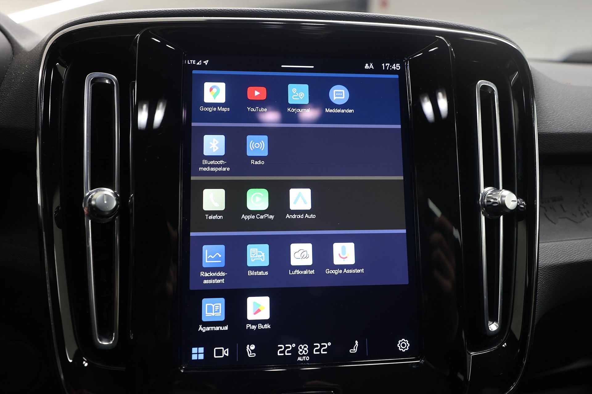 Volvo C40 Recharge Single Motor 231hk *Hjulkampanj!* H/K Pano