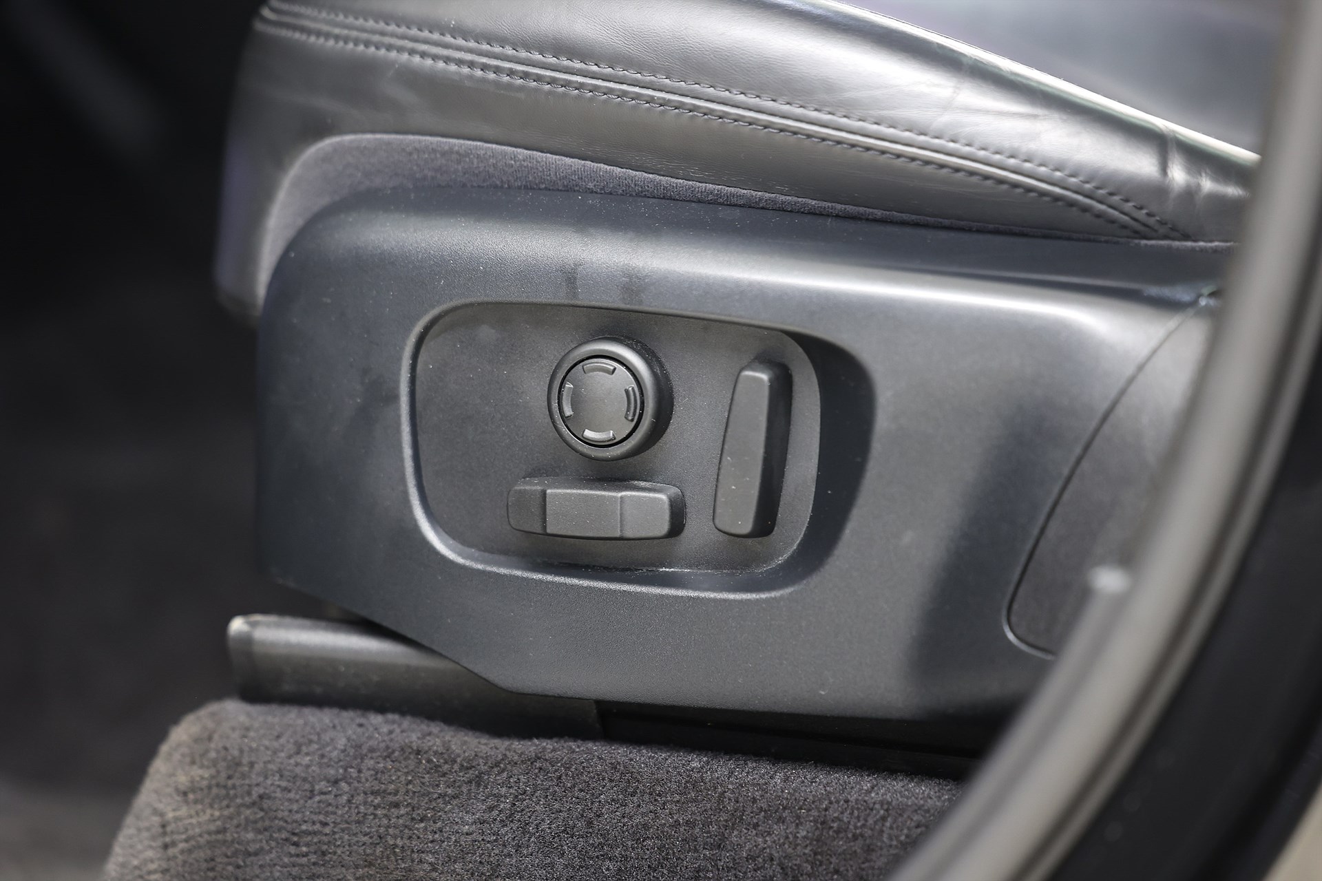 Land Rover Range Rover Sport P400e HSE Pano Meridian HUD