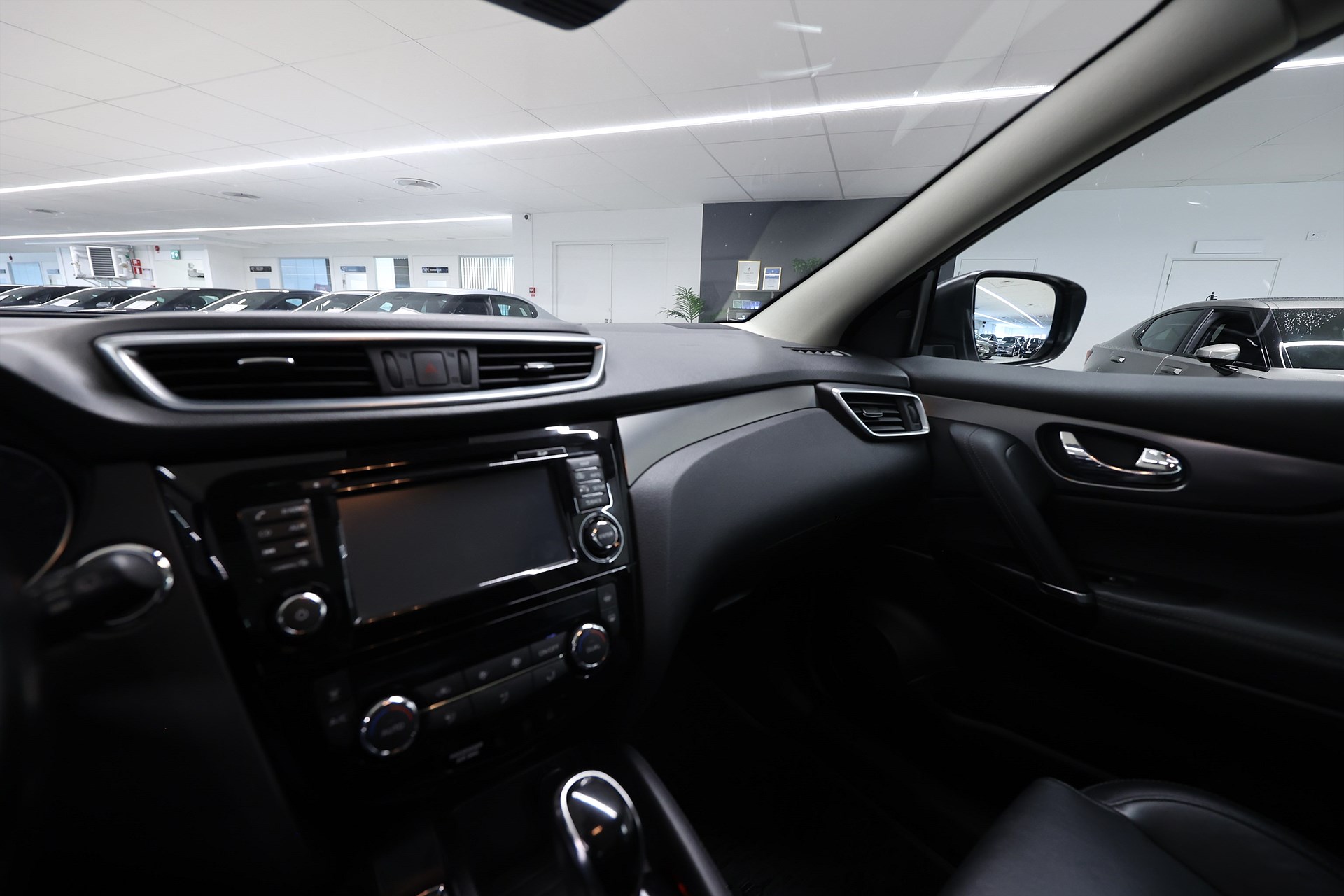 Nissan Qashqai 1.6 DCI Tekna Panorama Drag 360 Keyless Navi