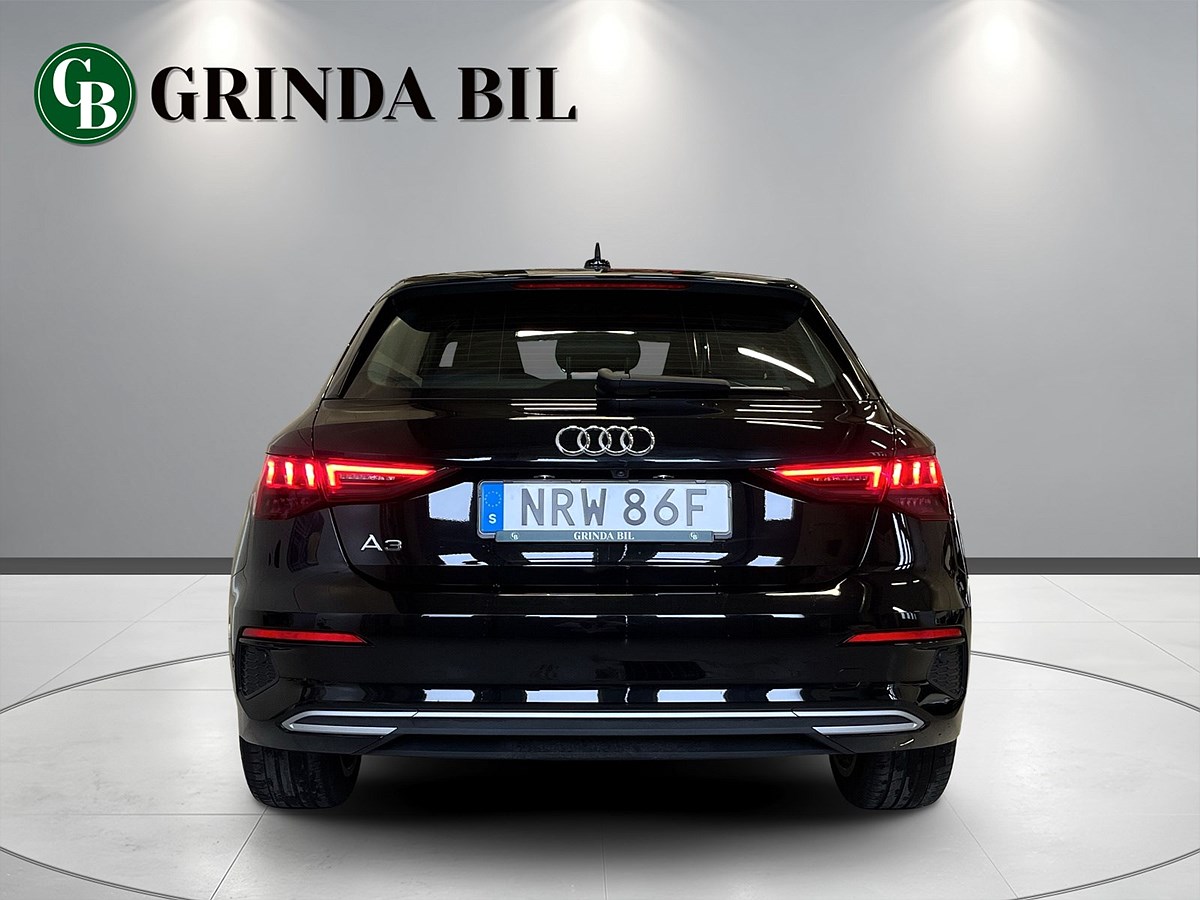 Audi A3 Sportback 35 TFSI S Tronic, 150hk, 2023