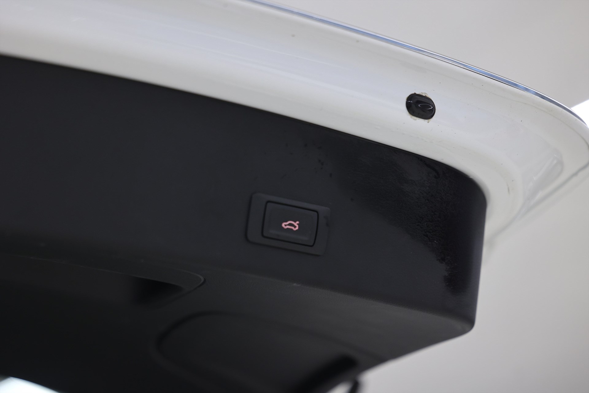 Audi A6 Avant 2.0 TDI Quattro 190hk S Line Drag Navi