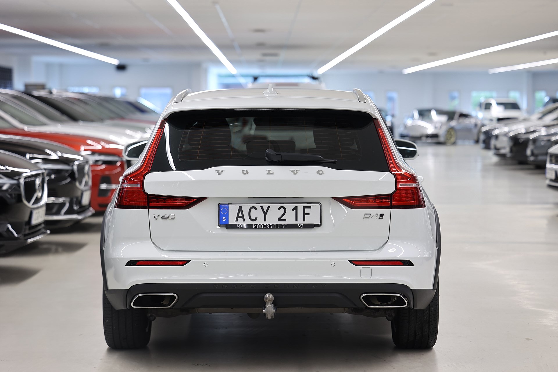 Volvo V60 Cross Country D4 AWD *Hjulkampanj!* Momentum Carplay