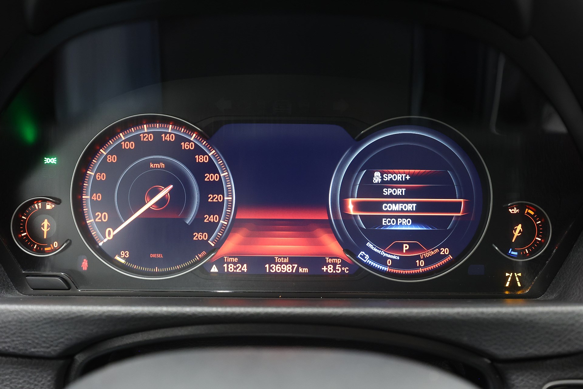 BMW 320d xDrive Touring 190hk *Hjulkampanj!* M Sport Pano HUD H/K Keyless Drag