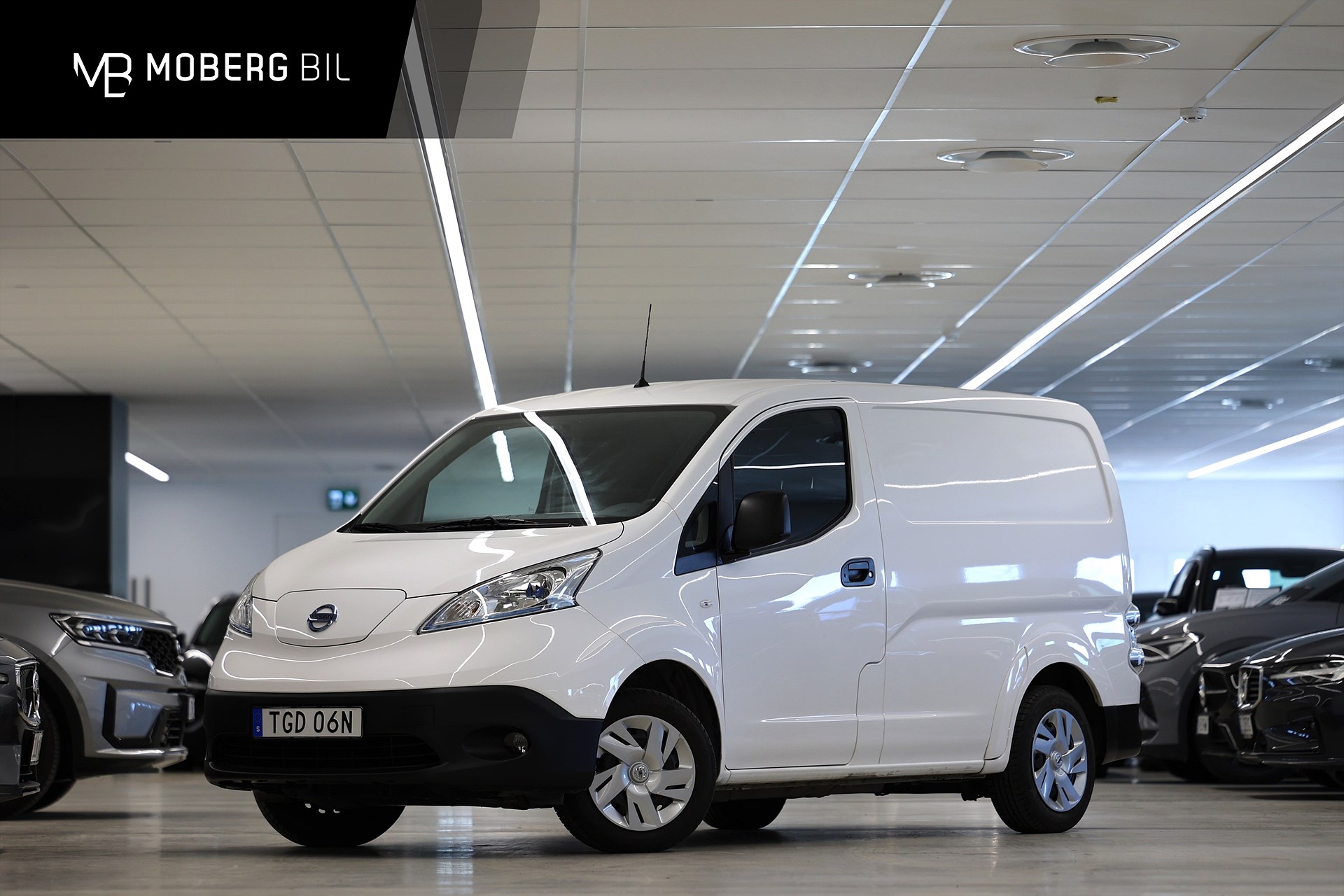Nissan e-NV200 Van 40 kWh 109hk Värmare Drag V-Inrett B-Kamera