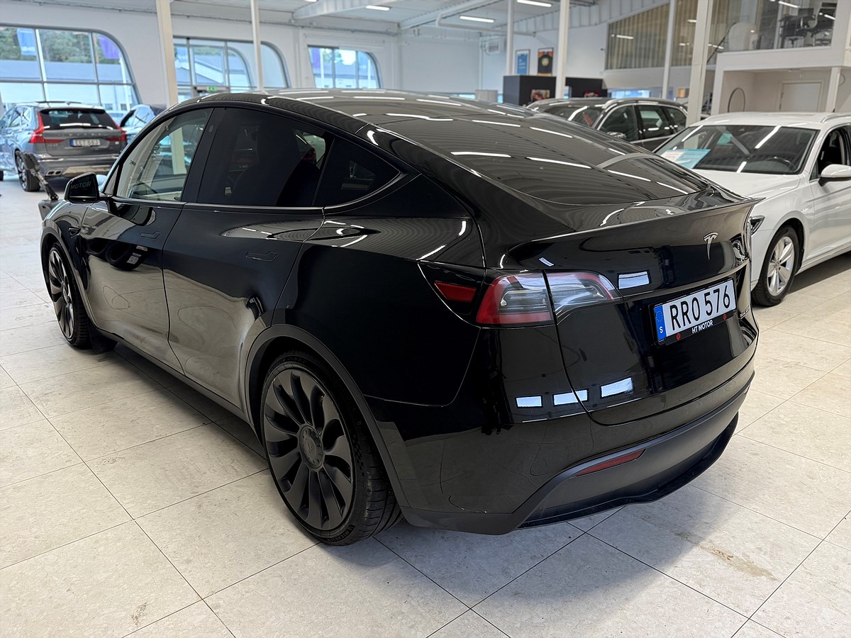 Tesla Model Y – bild 4