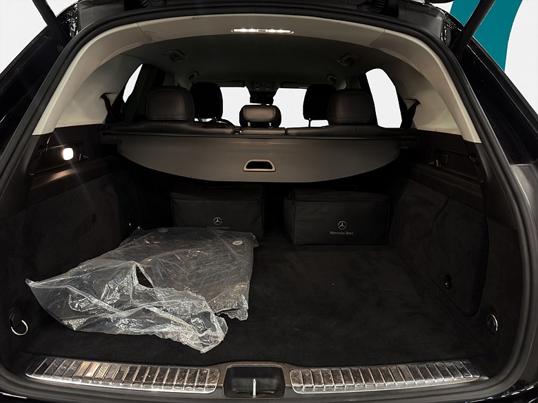 Mercedes GLE 350e 4MATIC AMG Line Night 360° Drag 2022, svart – bild 20 av 24, begagnad hos Niber i Järfälla