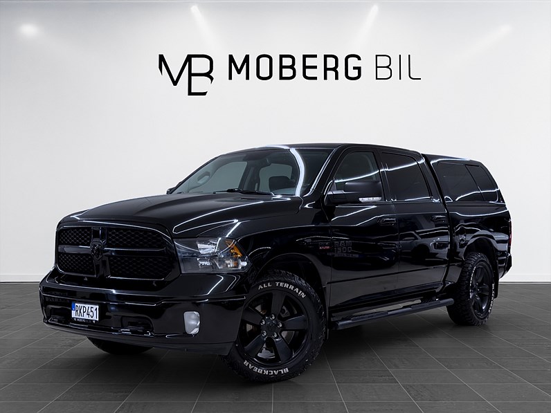 RAM 1500 Classic 5.7 V8 HEMI 4x4 395hk Drag ALPINE B-Kamera