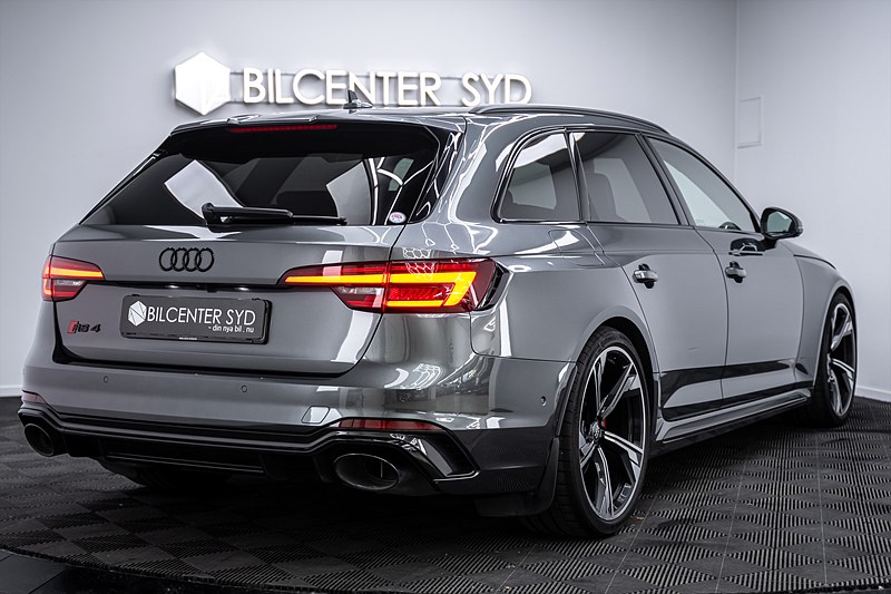 Audi RS4 2019 - miniatyr 8