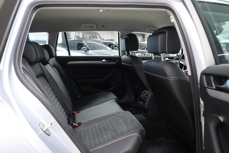 Volkswagen Passat Sportscombi GTE 1.4 TSI 218hk *Hjulkampanj!*