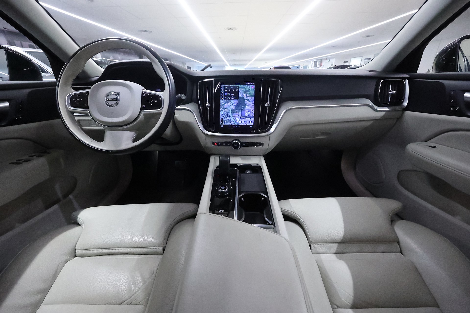 Volvo V60 Cross Country B4 197hk Plus Läder B-Kamera Navi Drag