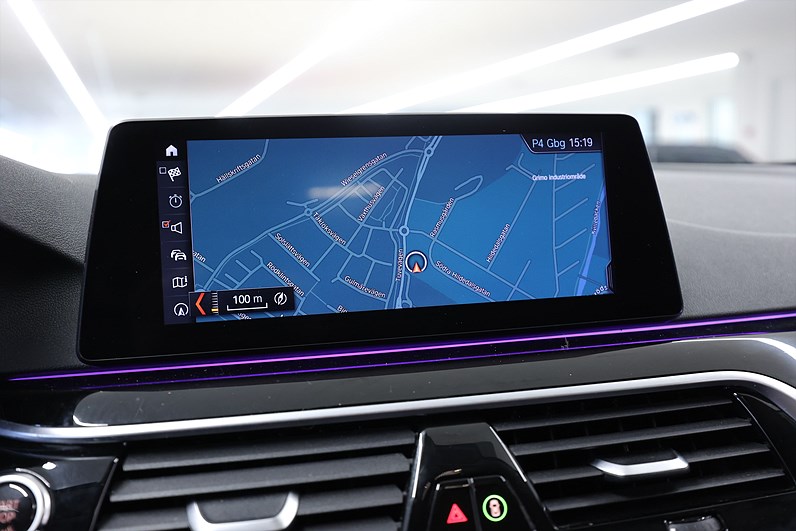 BMW 520d Touring 190hk Sport Line Navi PDC B-Kamera