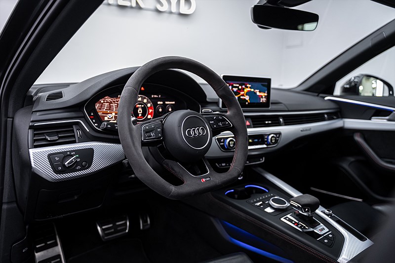 Audi RS4 2019 - miniatyr 16